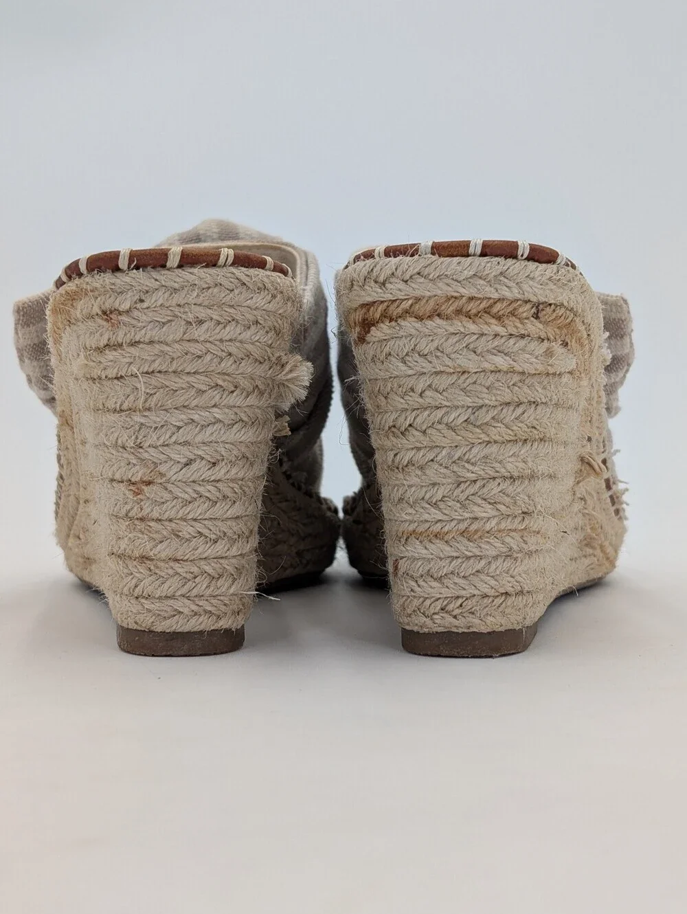 Sugar Hundreds Sz 10M Cream/Tan Canvas Knotted Bow Espadrille Wedge Mule